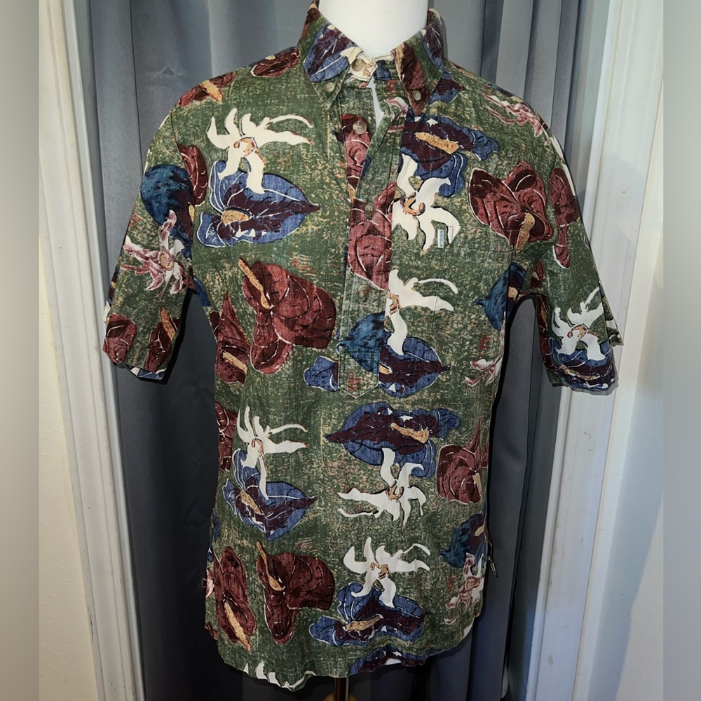 Vintage Kahala Hawaiian Shirt with Beautiful Anthurium Print Size Small